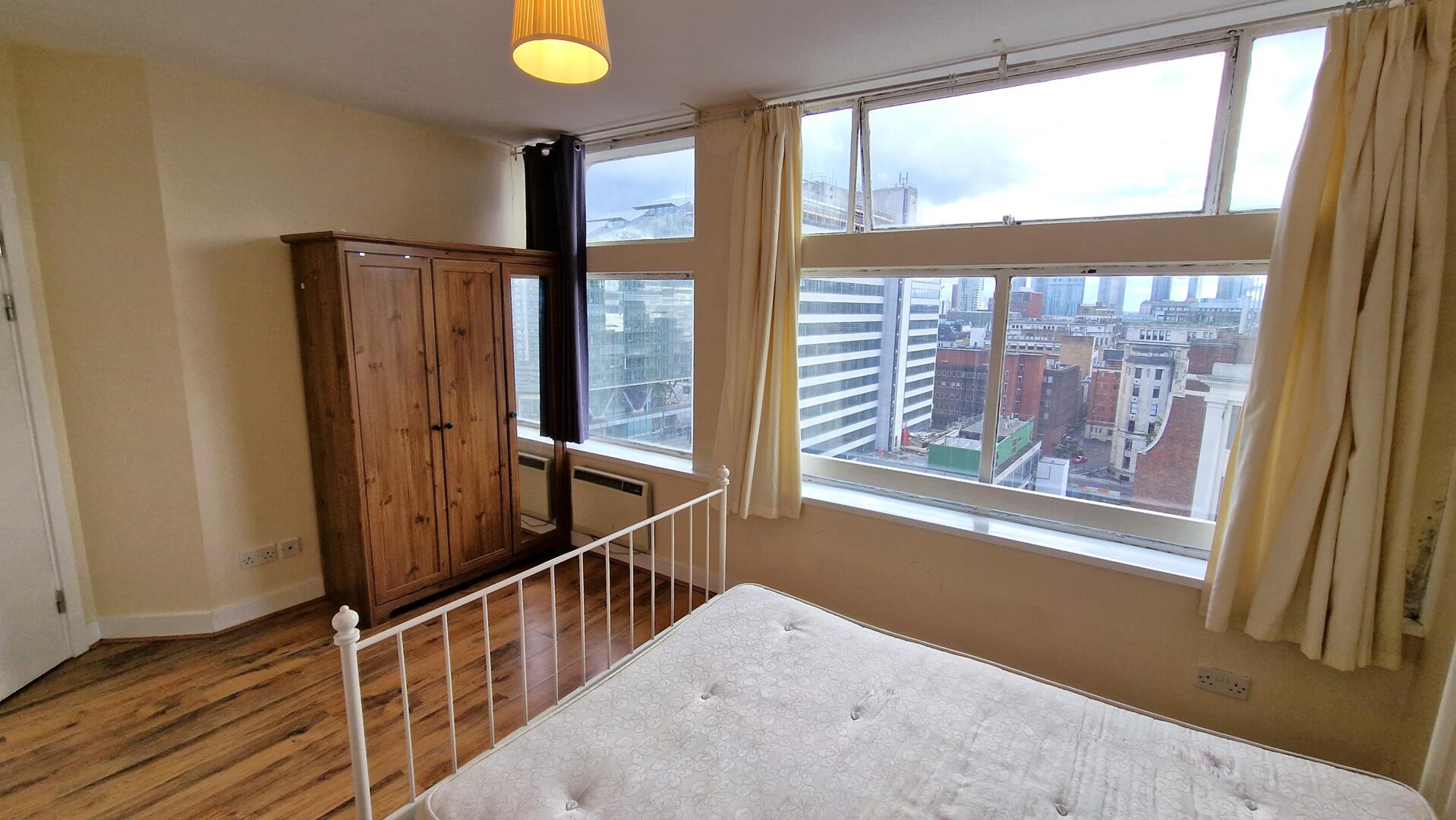 1302 City Heights Victoria Bridge Street Salford